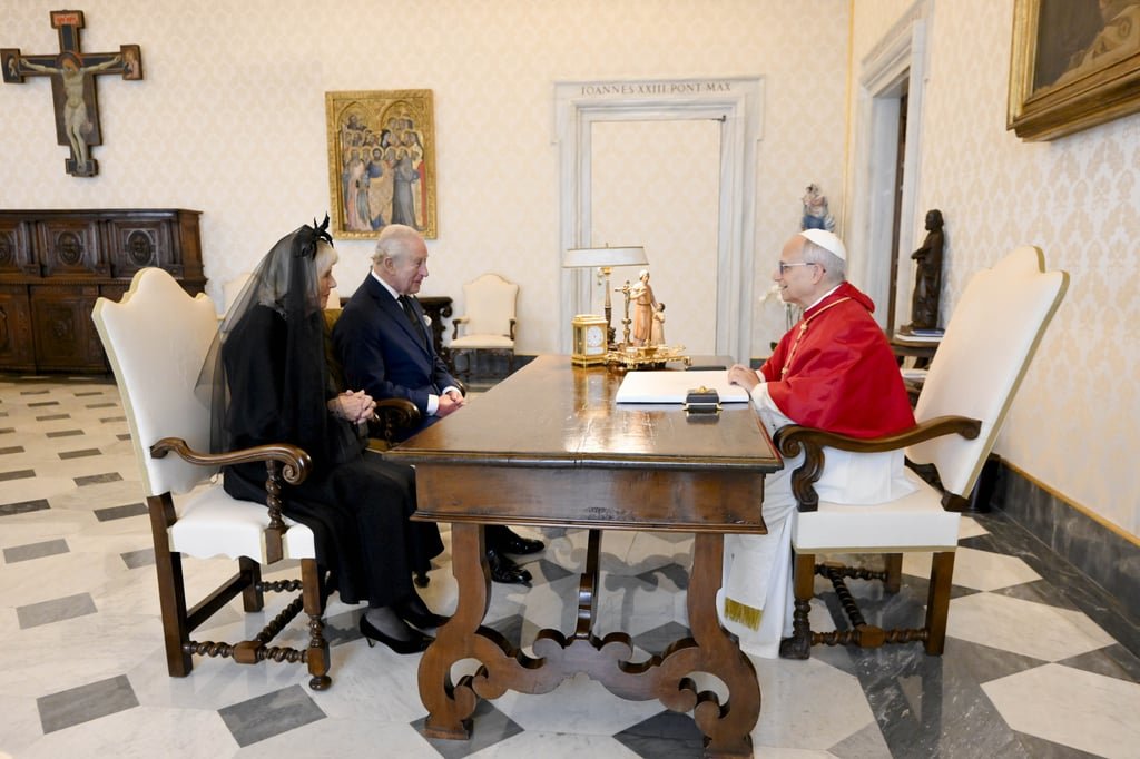 Britain’s King Charles and Queen Camilla with Pope Leo in the Vatican City on Thursday. The British royals are on a state visit to the Vatican marking closer ties between the Catholic Church and Anglican Communion. Photo: Vatican Media via PA Media/dpa