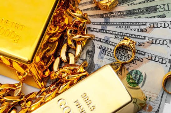 Massive Cash and Gold Seized from TLP Chief Saad Rizvi’s Residence in Lahore