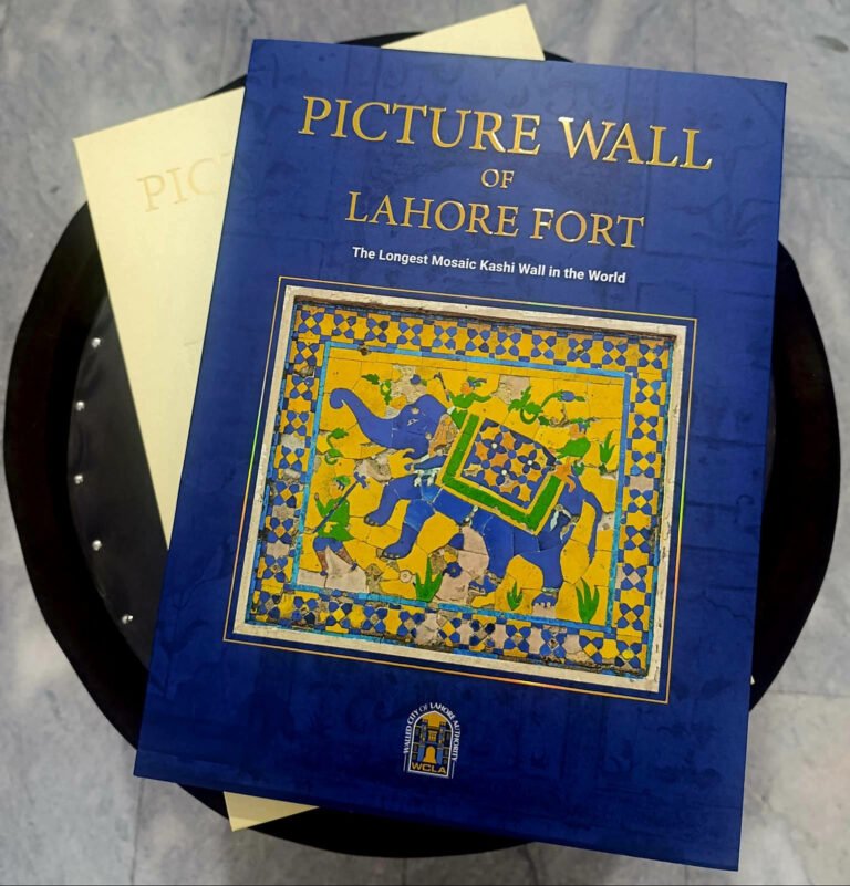  A wall that speaks: Lahore Fort’s unending mosaic | The Express Tribune