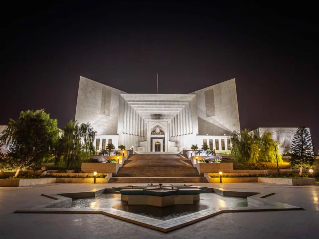 Judges disagree on question of Article 191-A | The Express Tribune