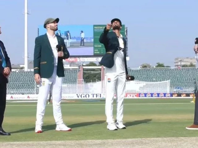 Pakistan win toss, bat against South Africa in second Test | The Express Tribune