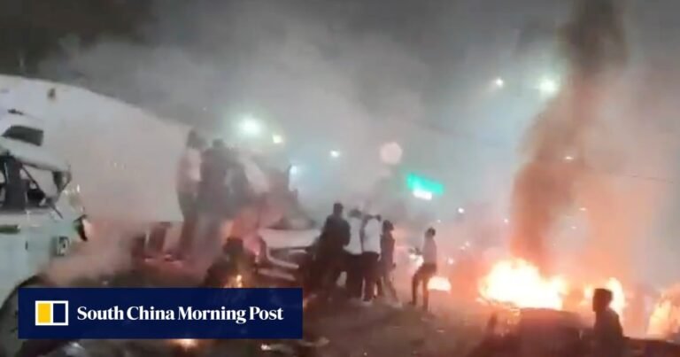 8 killed as car explosion rocks historic Red Fort in India’s New Delhi