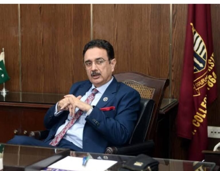 PU VC Stresses Need for Collaborative Research at Launch of Recombinant Vaccine Lab