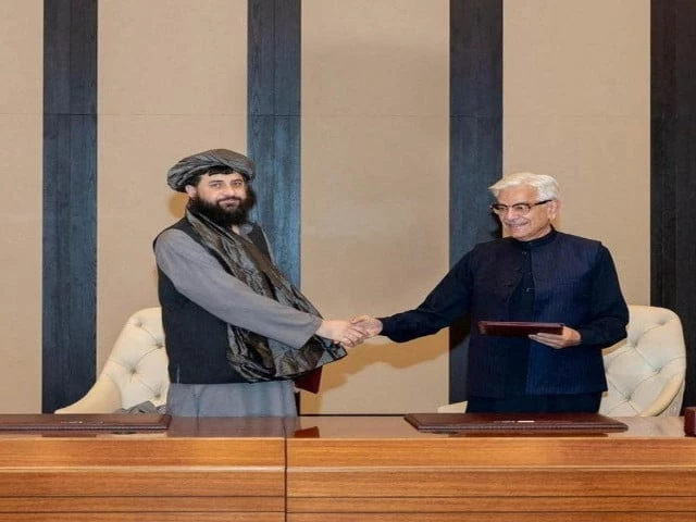 Pakistan ends Afghan Taliban appeasement, adopts 'waiting game' strategy | The Express Tribune