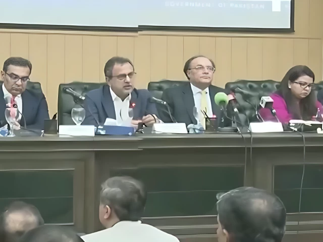 Govt outlines reform roadmap for tax, energy and technology | The Express Tribune