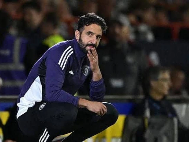 Man Utd boss Amorim tells 'control freak' Sesko to take criticism in his stride | The Express Tribune