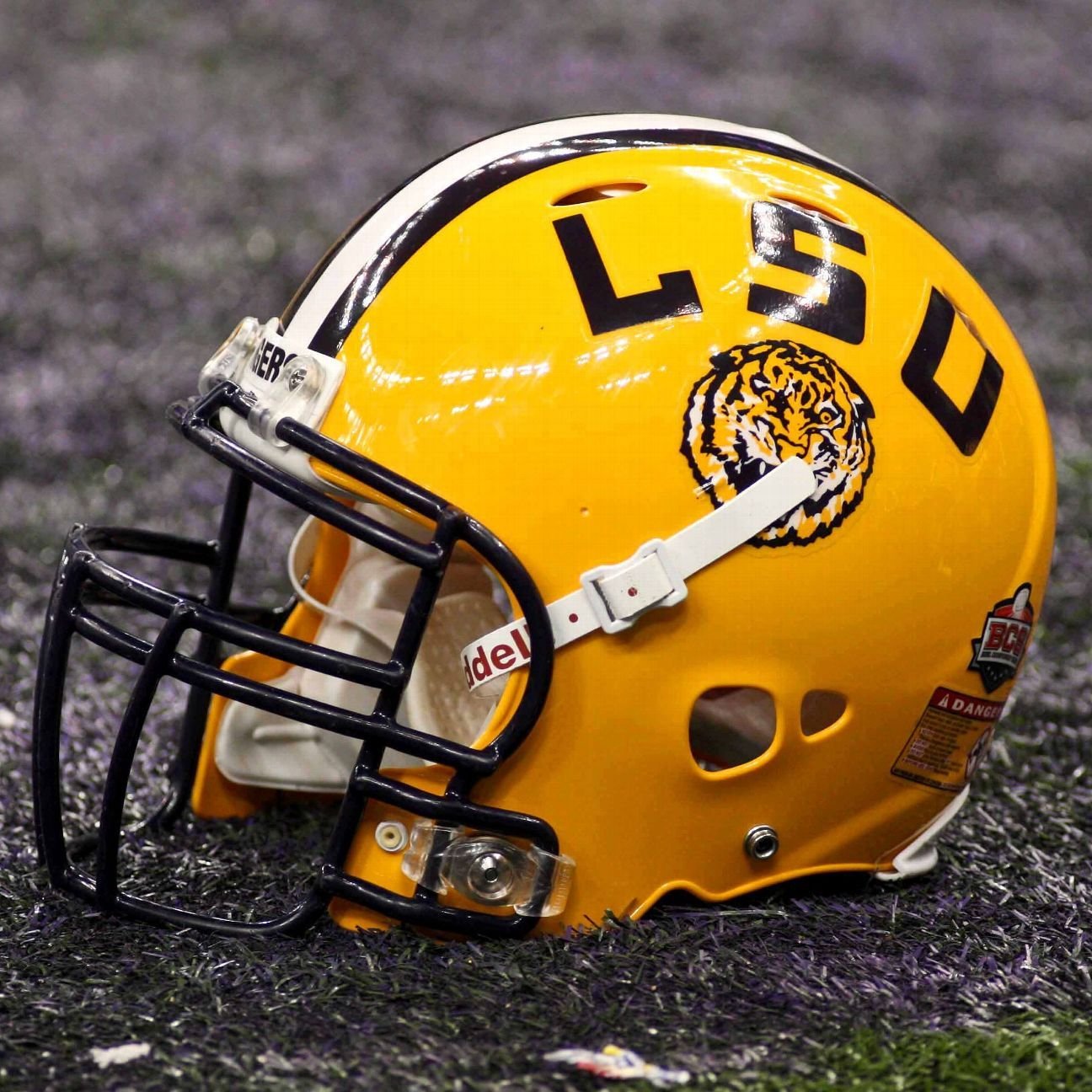 Sources: Mississippi State, Arnett set for reunion