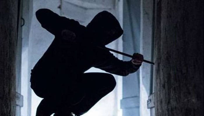 Karachi: Thieves Burgle Gold Shop in Malir City's Ghanchi Market, Flee with Safe Containing Over Half a Kilo of Gold Worth Nearly PKR 3 Crore 44 IMG 20260214 WA1016