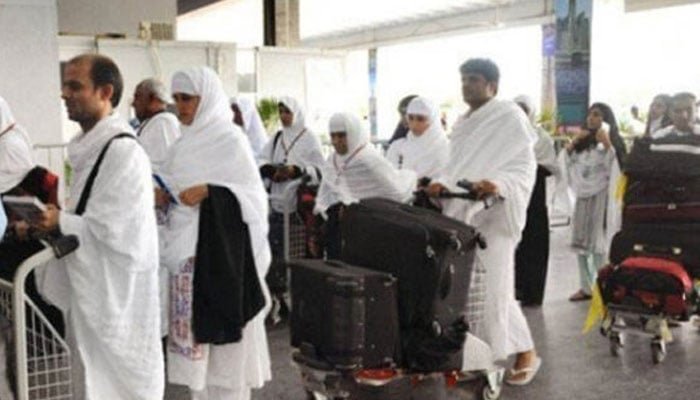 350 Umrah Pilgrims Stranded in Lahore for 3 Days After Foreign Airline Cancels Flight 39 IMG 20260220 WA1974