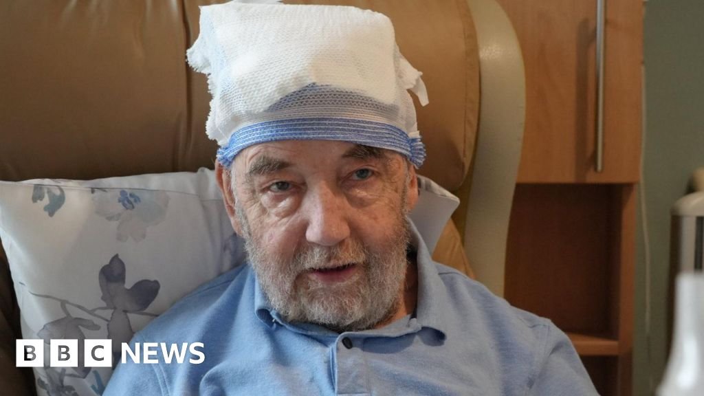 Welsh hospice services could reduce without more funding, charity says 10 Welsh hospice services could reduce without more funding, charity says