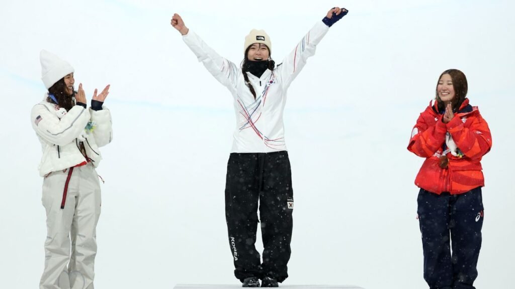 Kim falls short in bid to win third straight gold 20 Kim falls short in bid to win third straight gold