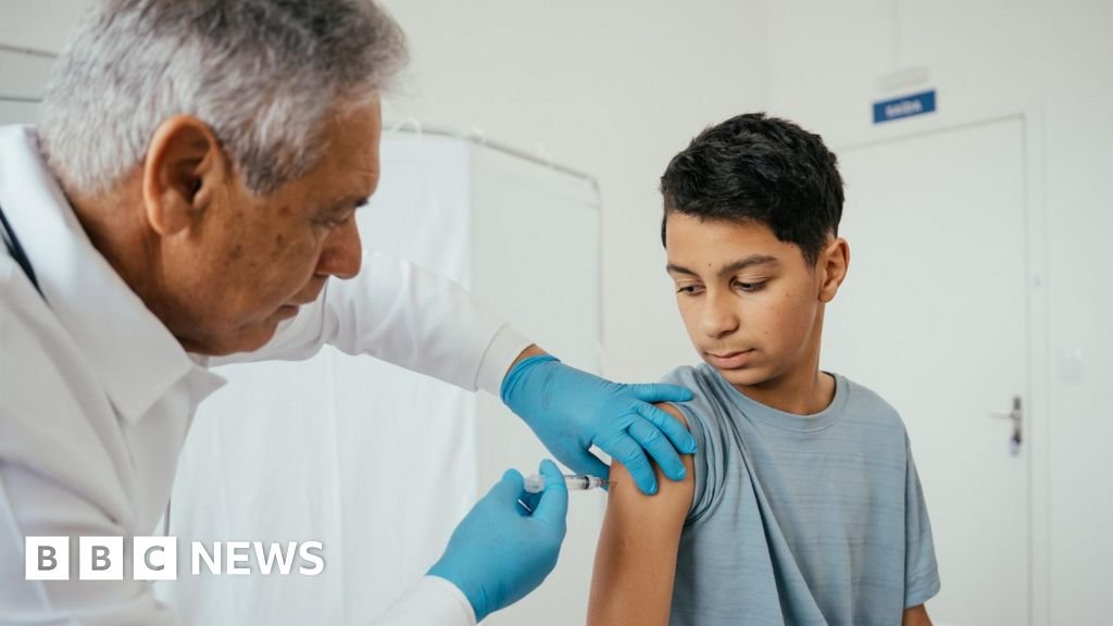 Why is MenB vaccine not given to teenagers in UK and should they be offered it? 31 Why is MenB vaccine not given to teenagers in UK and should they be offered it?