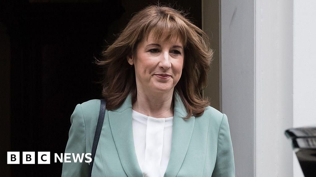 Reeves plans energy bill help for those who need it most 27 Reeves plans energy bill help for those 'who need it most'