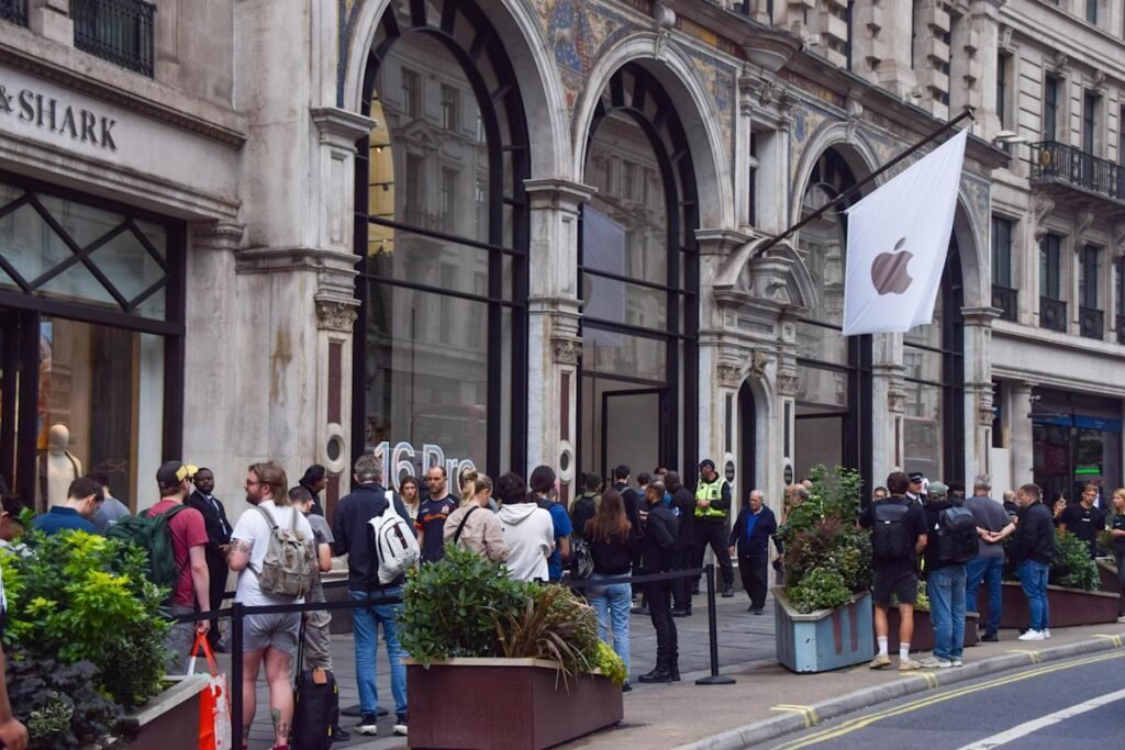 Apple introduces age verification for iCloud accounts in the UK 26 Apple introduces age verification for iCloud accounts in the UK