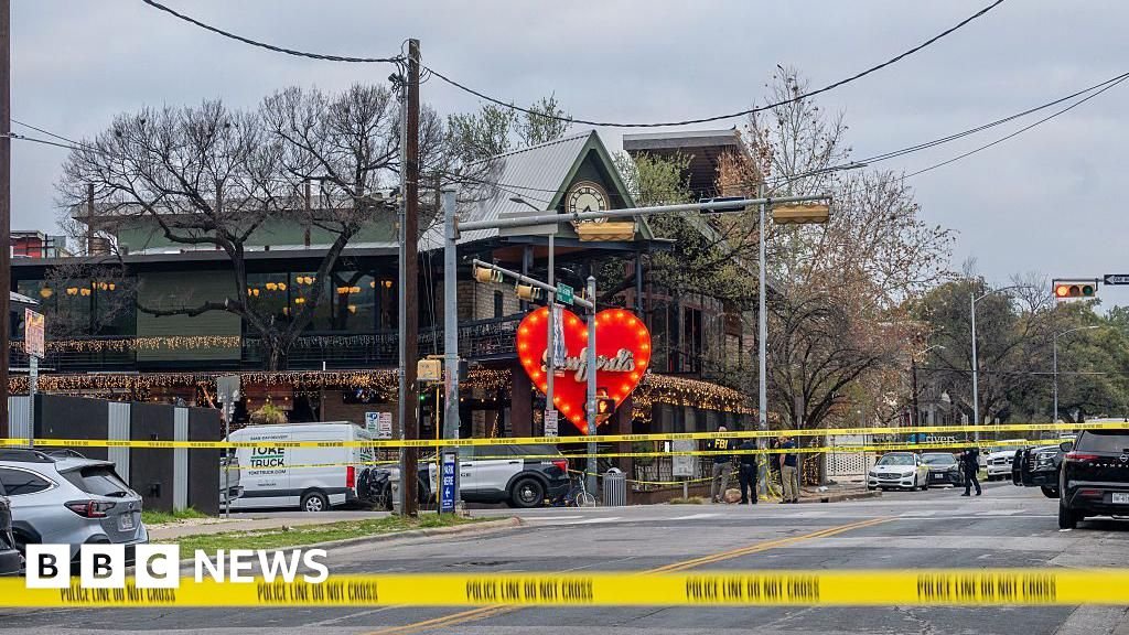 Deadly Texas bar shooting potentially an act of terrorism, FBI says 35 Deadly Texas bar shooting 'potentially an act of terrorism', FBI says