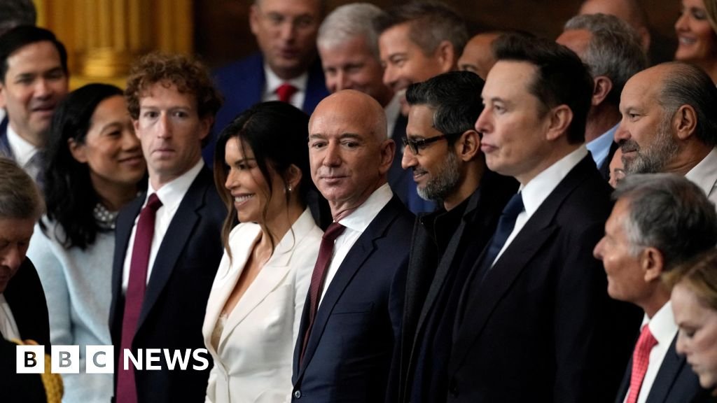 Why tech CEOs suddenly love blaming AI for mass layoffs 23 Why tech CEOs suddenly love blaming AI for mass layoffs