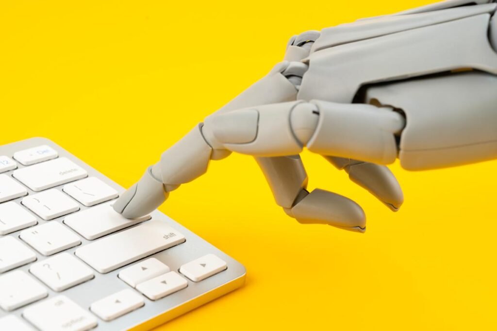 Digg shuts down for a hard reset because it was flooded with bots 15 Digg shuts down for a 'hard reset' because it was flooded with bots