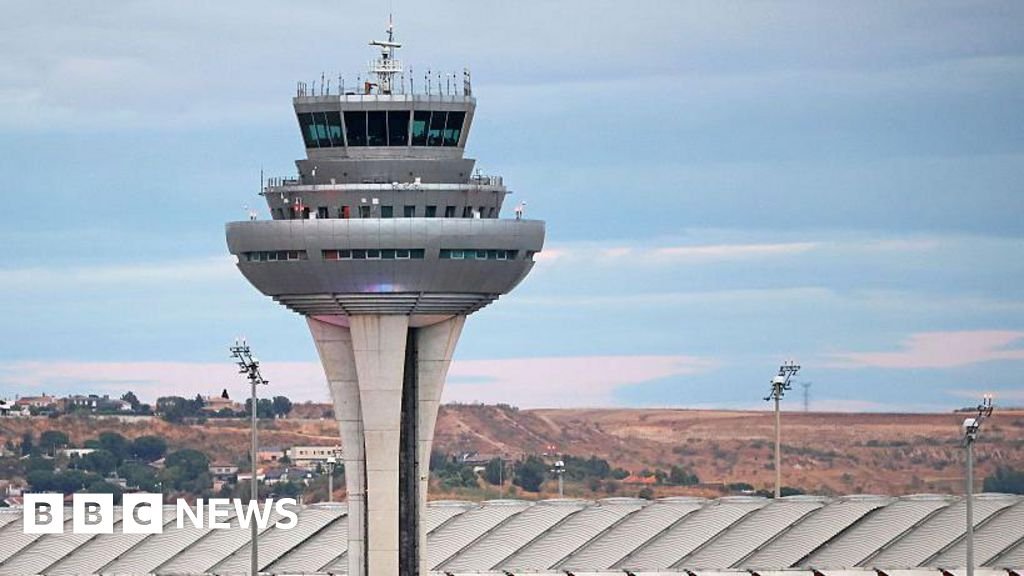 Spain closes airspace to US aircraft involved in Iran war 19 Spain closes airspace to US aircraft involved in Iran war