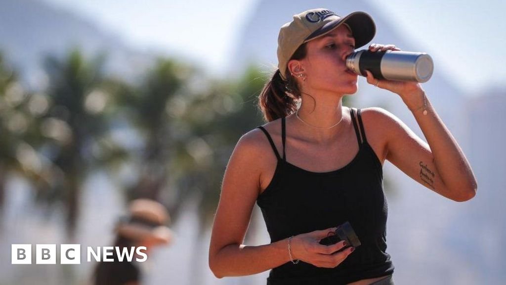 What are El Niño and La Niña, and how do they change the weather? 22 What are El Niño and La Niña, and how do they change the weather?