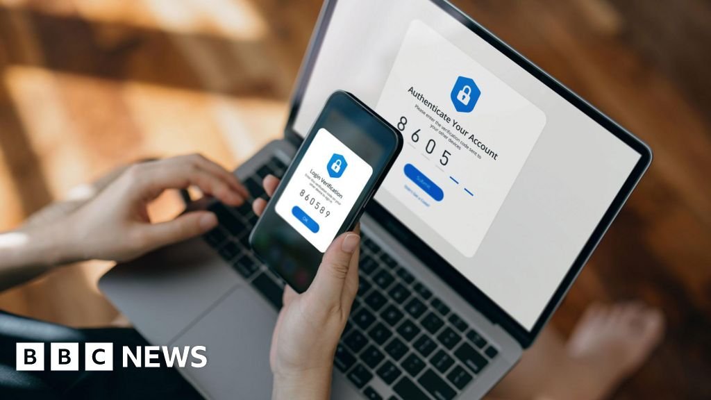 Londoners disproportionately affected by fraud, Met Police says 8 Londoners 'disproportionately' affected by fraud, Met Police says