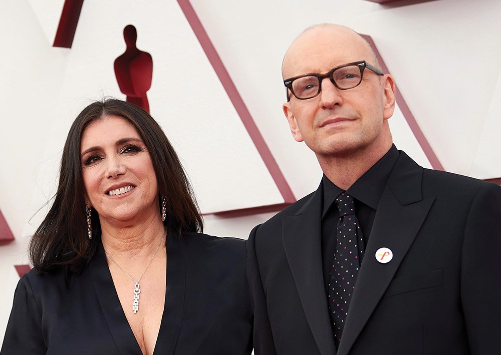 When COVID Almost Canceled the Oscars: An Oral History of a Most Surreal Night 26 When COVID Almost Canceled the Oscars: An Oral History of a Most Surreal Night