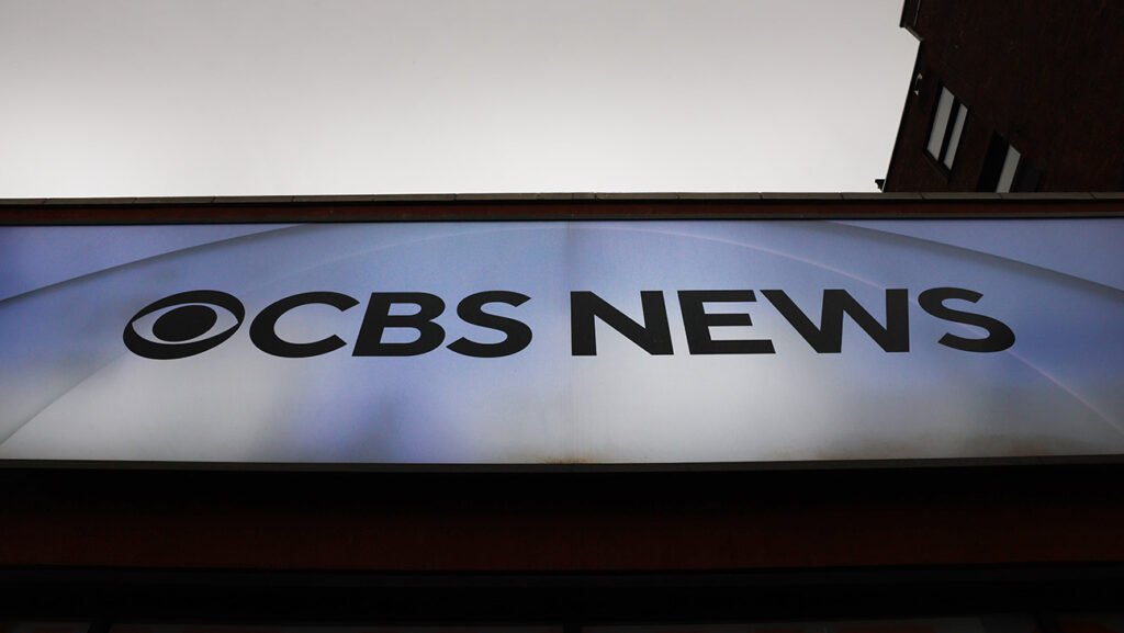 CBS News 24/7 Writers Pledge to Strike If Contract Negotiations Go South 36 CBS News 24/7 Writers Pledge to Strike If Contract Negotiations Go South