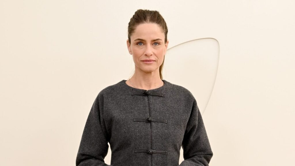 Amanda Peet Reveals Breast Cancer Diagnosis 79 Amanda Peet Reveals Breast Cancer Diagnosis