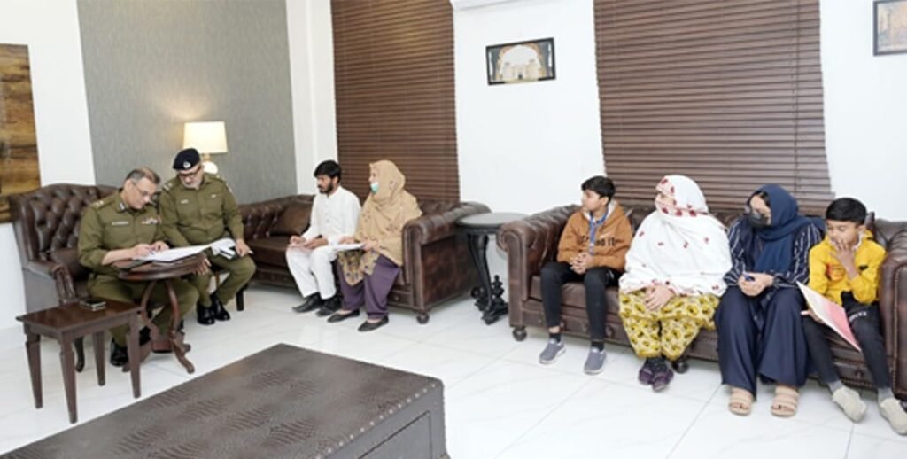 IG Punjab Meets Police Personnel, Families; Orders Immediate Resolution of Issues 26 IMG 20260324 WA1078