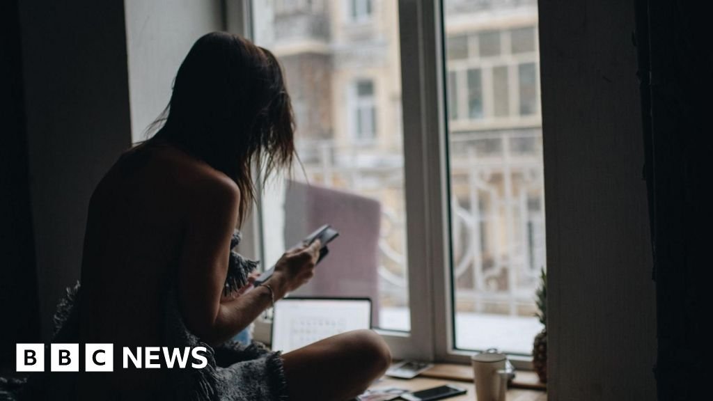 Icky and heartbreaking: Life as an OnlyFans chatter 15 'Icky and heartbreaking': Life as an OnlyFans 'chatter'