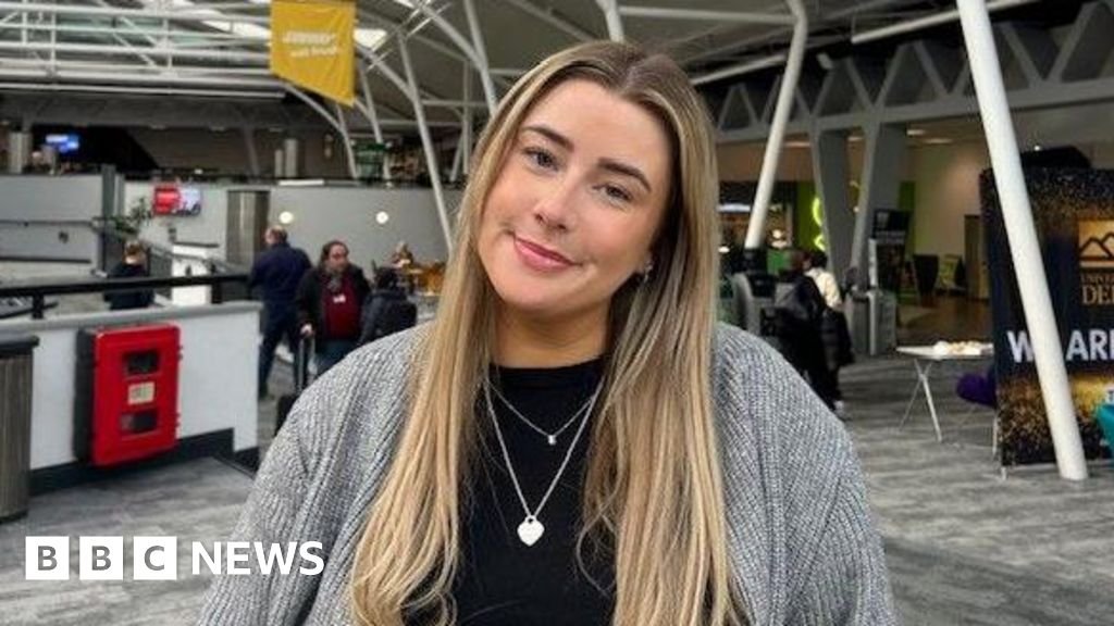 Lonely start to adulthood for woman with endometriosis 4 'Lonely start to adulthood' for woman with endometriosis