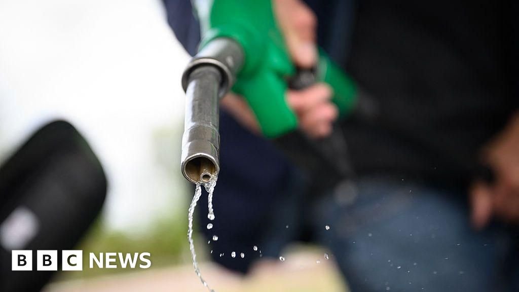 Oil prices jump after Trump says Iranian ship seized 21 Oil prices jump after Trump says Iranian ship seized