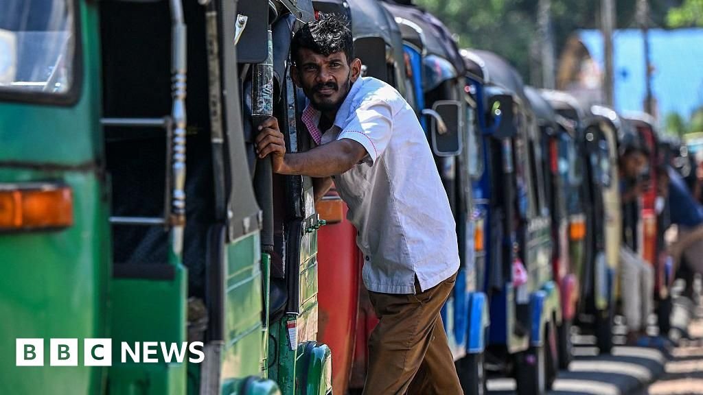 Iran war lands triple blow to flood-ravaged Sri Lankans 33 Iran war lands 'triple blow' to flood-ravaged Sri Lankans