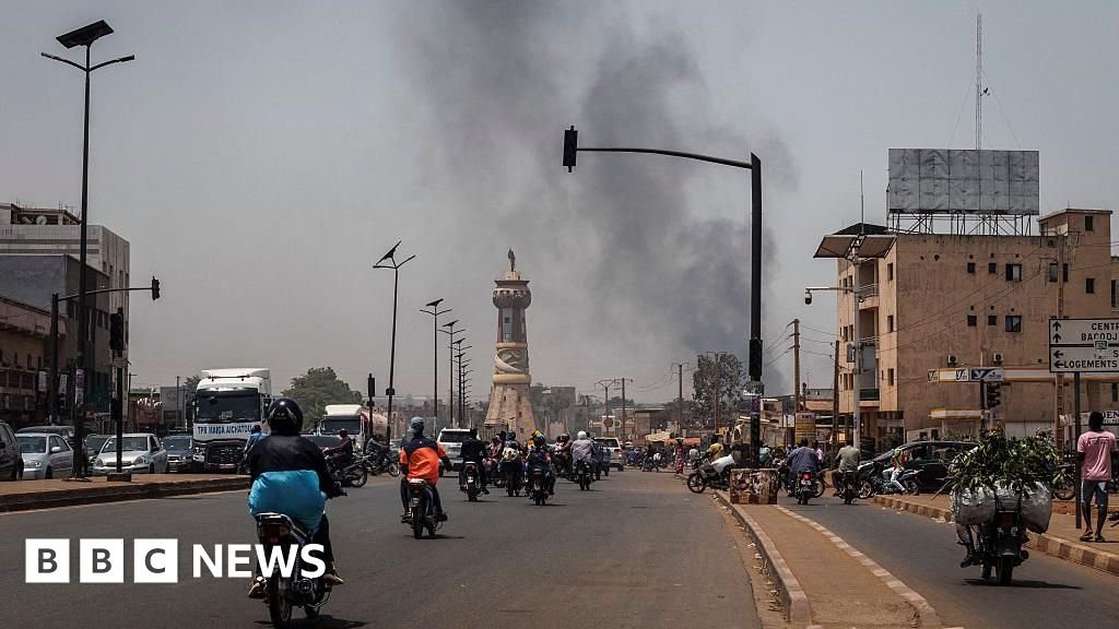 Mali attacks: France urges citizens to leave and warns against travel 37 Mali attacks: France urges citizens to leave and warns against travel