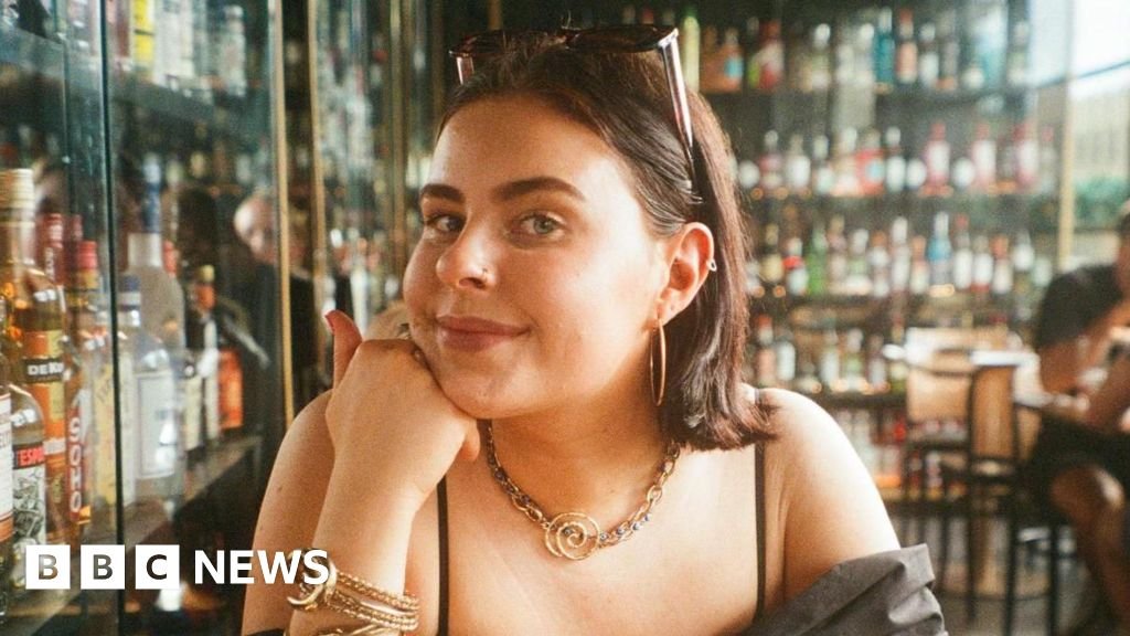 Can I trust health advice from an AI chatbot? 10 Can I trust health advice from an AI chatbot?