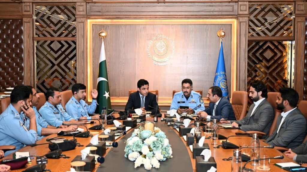 Islamabad: Chief Commissioner and CDA Chairman Sohail Ashraf Chairs Key Meeting on Austerity and Fuel Conservation Measures 28 IMG 20260407 WA2319