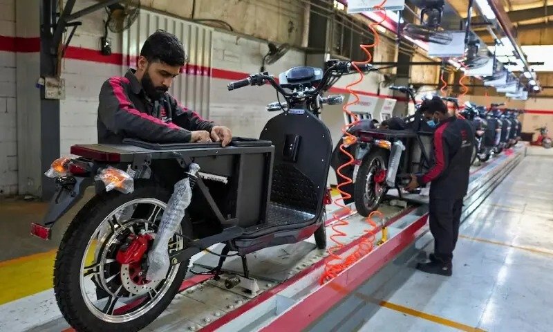 Goodbye Petrol — Pakistan's Middle Class Turns to Electric Bikes Amid Soaring Fuel Prices 30 IMG 20260407 WA2499