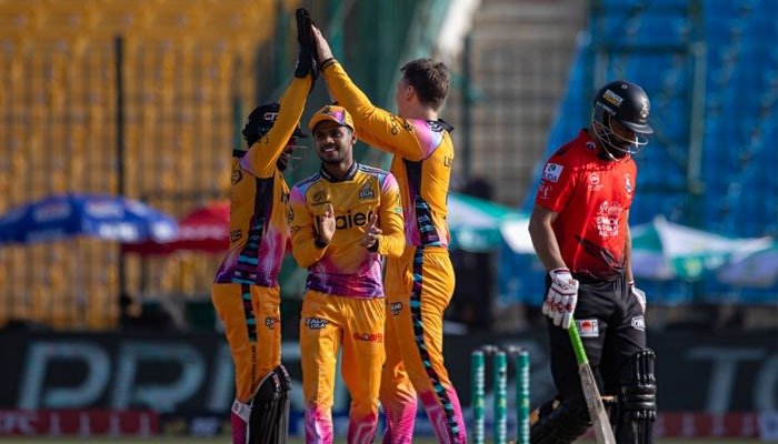 Peshawar Zalmi Crush Lahore Qalandars by 76 Runs 4 IMG 20260411 WA2538