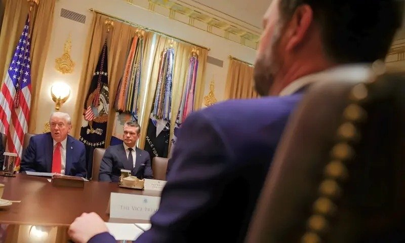 Vance Fears Pentagon Chief and Military Top Brass Are Misleading Trump on Iran War 19 IMG 20260429 WA1752