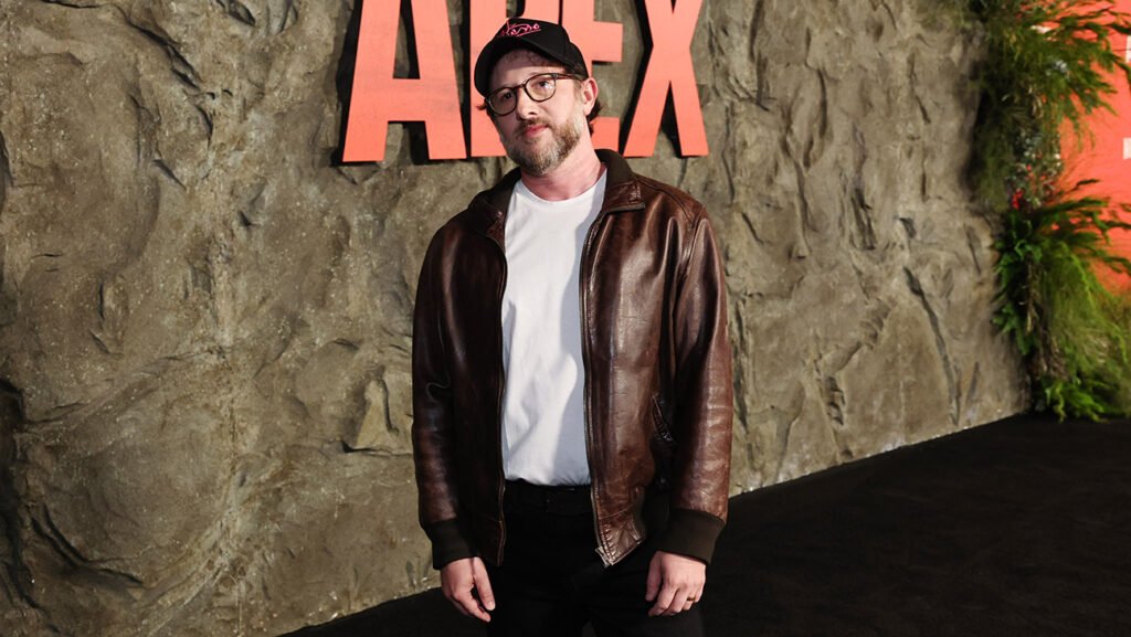 Apex Writer Jeremy Robbins Breaks Down the Ending of the Charlize Theron Netflix Chart-Topper 23 ‘Apex’ Writer Jeremy Robbins Breaks Down the Ending of the Charlize Theron Netflix Chart-Topper