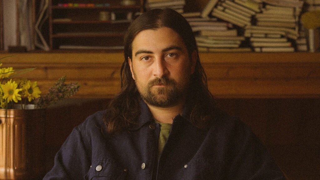 Noah Kahan Surprise Drops The Great Divide Extended Version The Last of the Bugs 37 Noah Kahan Surprise Drops ‘The Great Divide’ Extended Version ‘The Last of the Bugs’