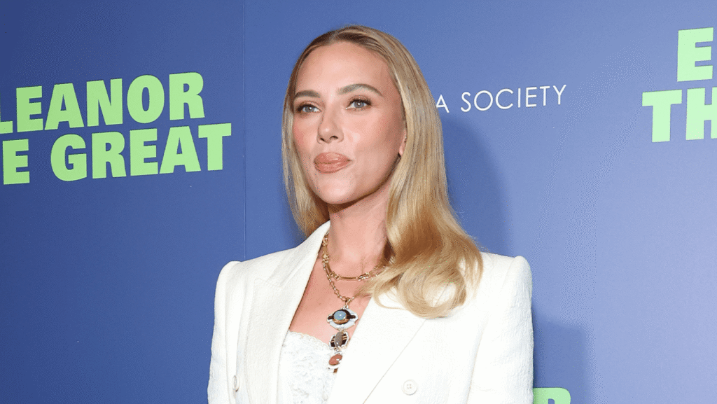 Scarlett Johansson Says It Was Tough in the Early 2000s Because Actresses Were Pulled Apart for How They Looked 22 Scarlett Johansson Says It “Was Tough” in the Early 2000s Because Actresses Were “Pulled Apart for How They Looked”