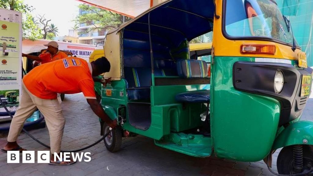 Iran war: Oil prices rise as traders eye fragile ceasefire deal 8 Iran war: Oil prices rise as traders eye fragile ceasefire deal