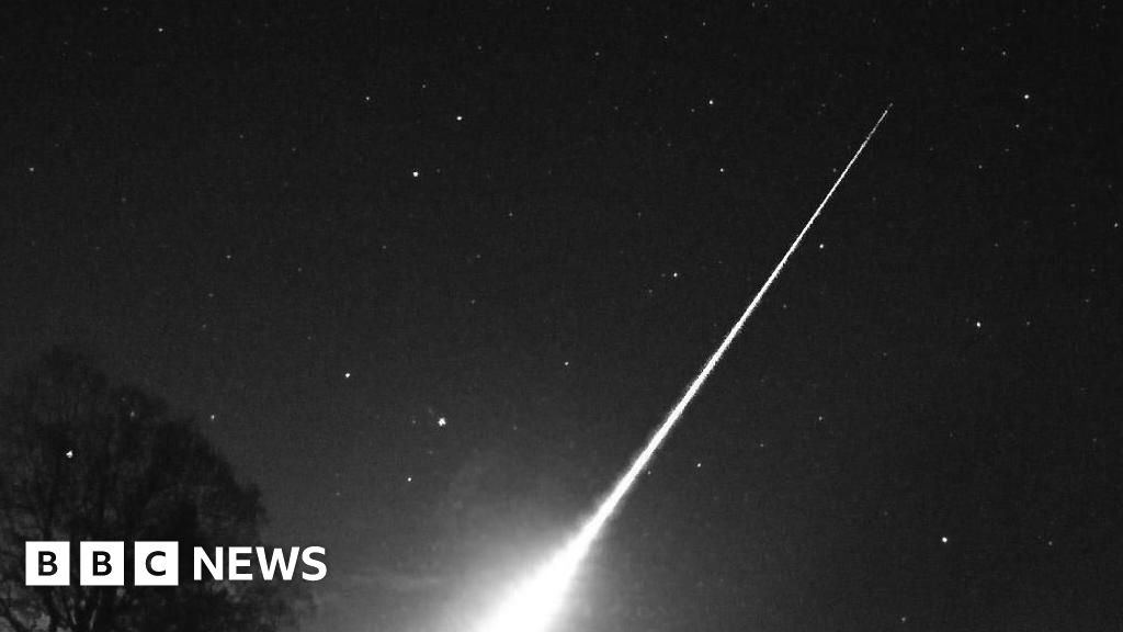 Footage captures meteor over East Yorkshire and Lincolnshire 14 Footage captures meteor over East Yorkshire and Lincolnshire