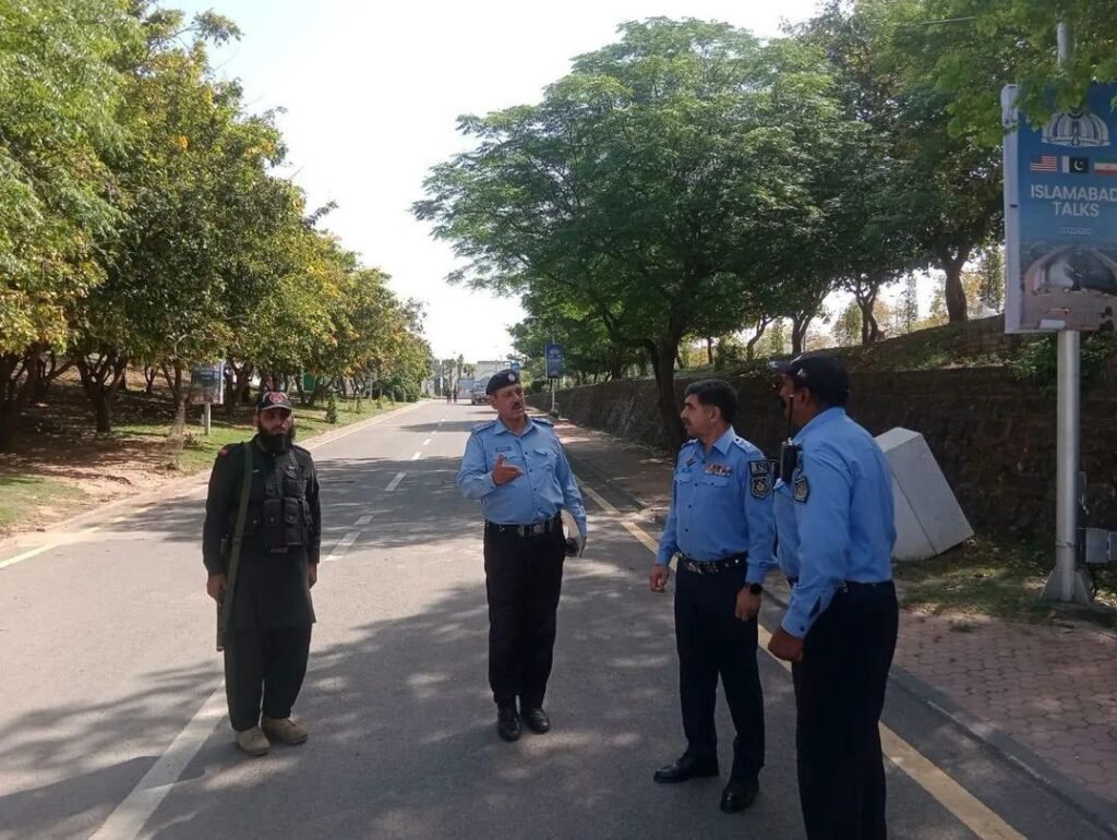Senior Police Officers Direct Maximum Vigilance During Security Duty Checks in Islamabad 3 img 20260419 wa07869048072573603042925
