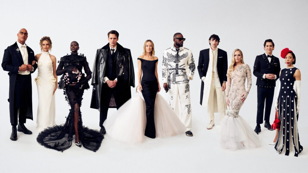 Met Gala: All the Hollywood, Fashion, Sports and Music Stars in Thom Brownes 2026 Class Photo (Exclusive) 21 Met Gala: All the Hollywood, Fashion, Sports and Music Stars in Thom Browne’s 2026 Class Photo (Exclusive)