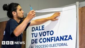 Colombia votes in presidential election that could redefine relations with US 2 Colombia votes in presidential election that could redefine relations with US