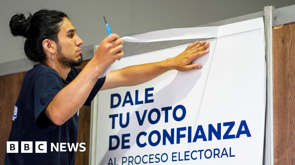 Colombia votes in presidential election that could redefine relations with US 5 Colombia votes in presidential election that could redefine relations with US