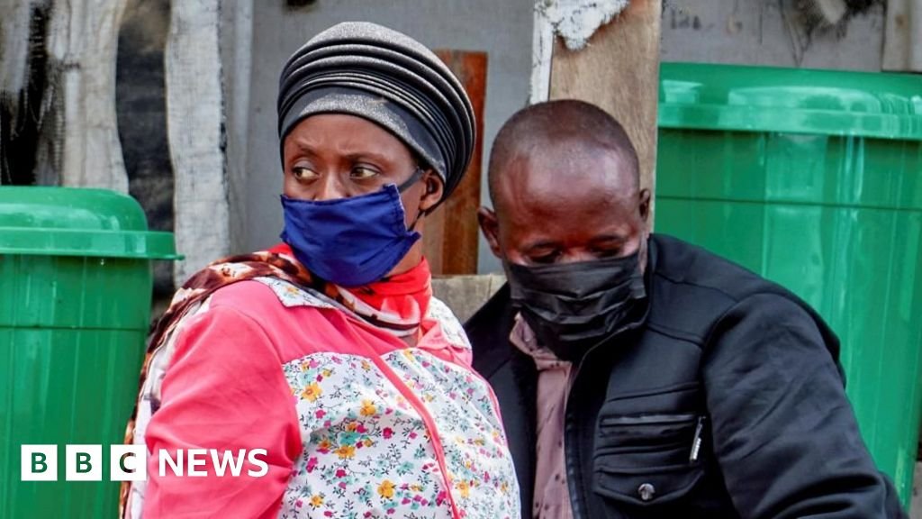 Ebola risk raised to very high in DR Congo 10 Ebola risk raised to 'very high' in DR Congo