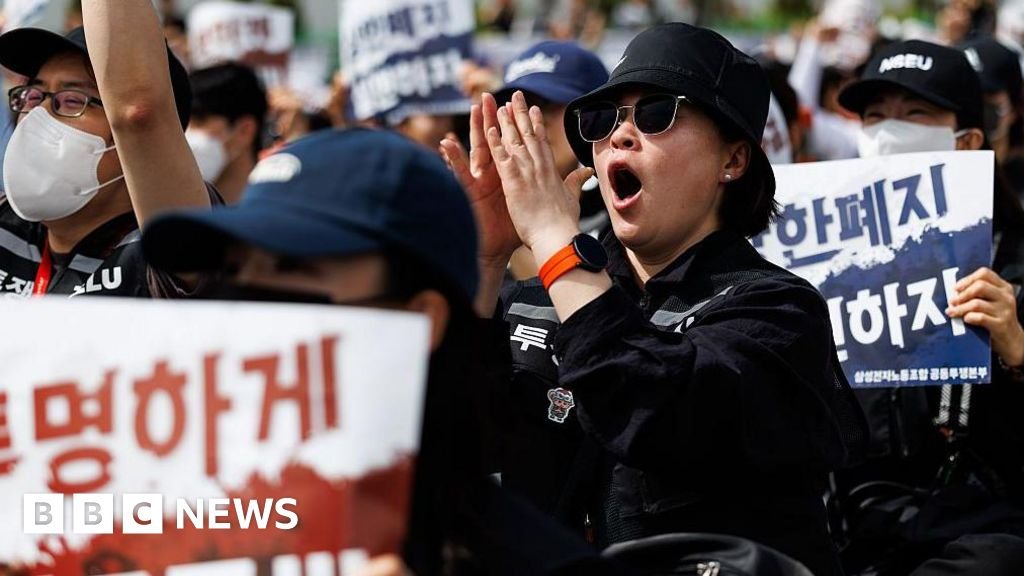 Samsung strike on hold as workers push for AI bonus 3 Samsung strike on hold as workers push for AI bonus