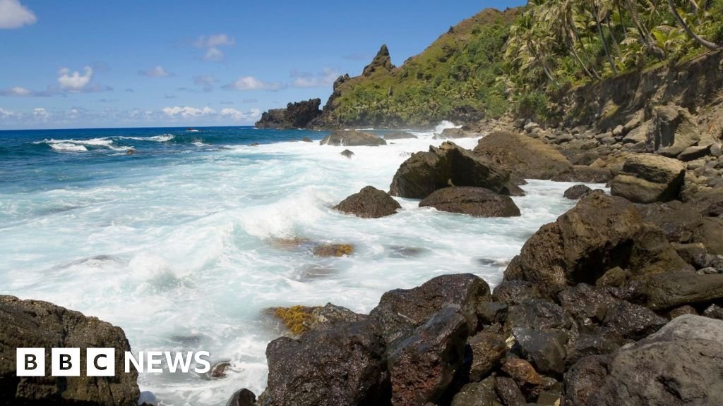 Woman isolating on British island in South Pacific after hantavirus contact 28 Woman isolating on British island in South Pacific after hantavirus contact